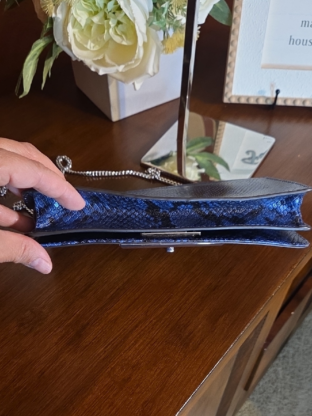 Michael Kors Ellie MD Shoulder Clutch Snake Print Handbag EUC - Picture 7 of 16